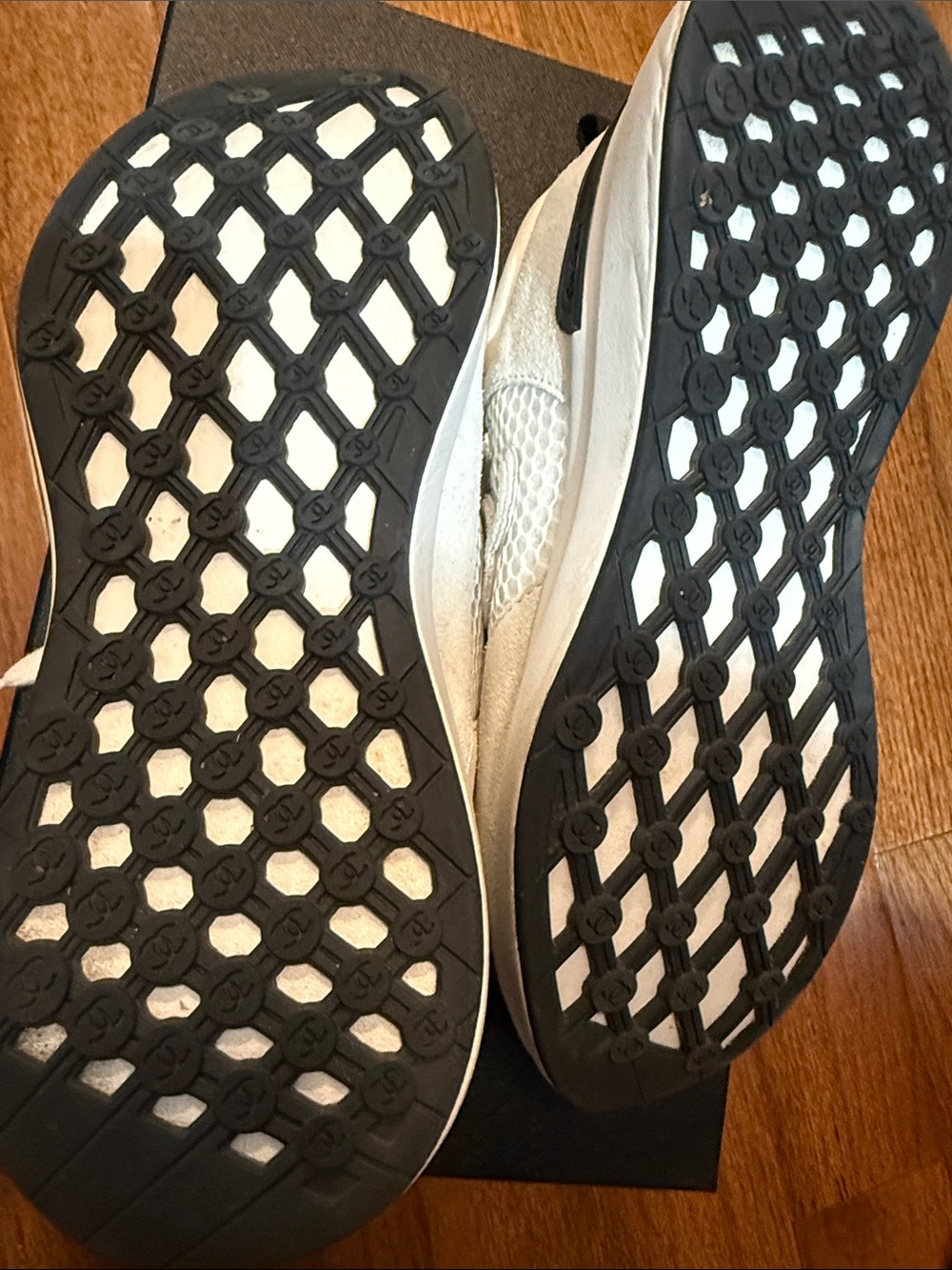 CHANEL Off-White Mesh & Suede Lace-Up Sneakers - Picture 4 of 5